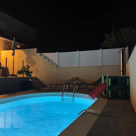 Prázdninový dům Maison Avec Piscine Privee Entierement Climatisee Sauvian